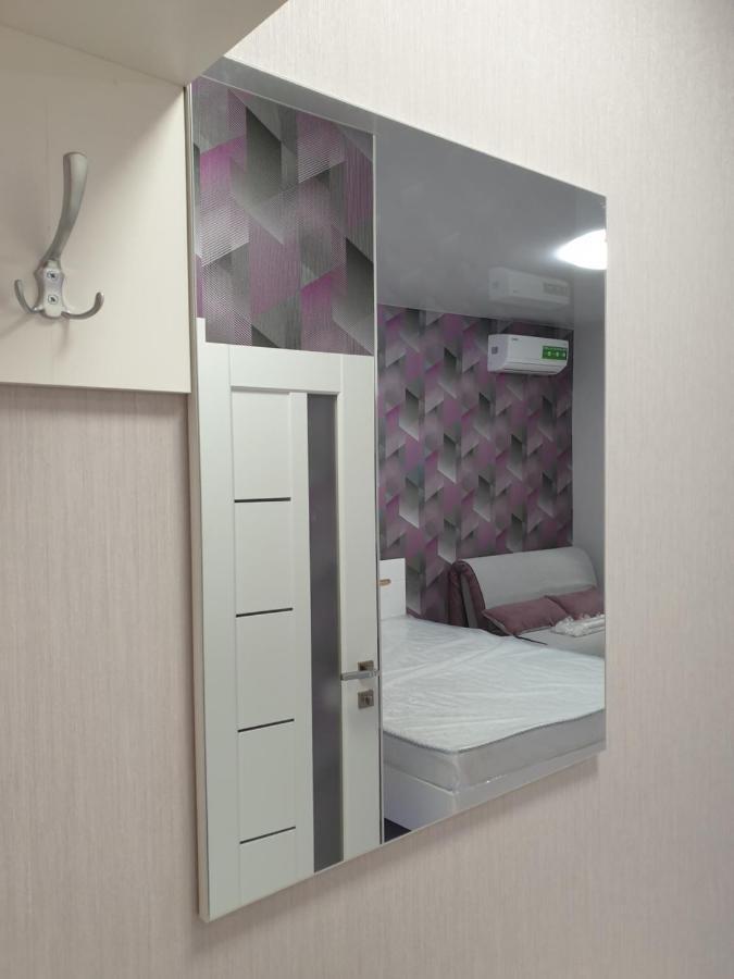 Apart Hotel Malinovskogo Kharkiv Eksteriør bilde